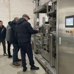 Srdačno pozdravljamo strane kupce da posjete našu kompaniju kako bi pregledali sekundarnu opremu za baliranje